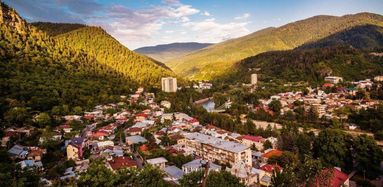 Apartament Ninati Borjomi Esterno foto